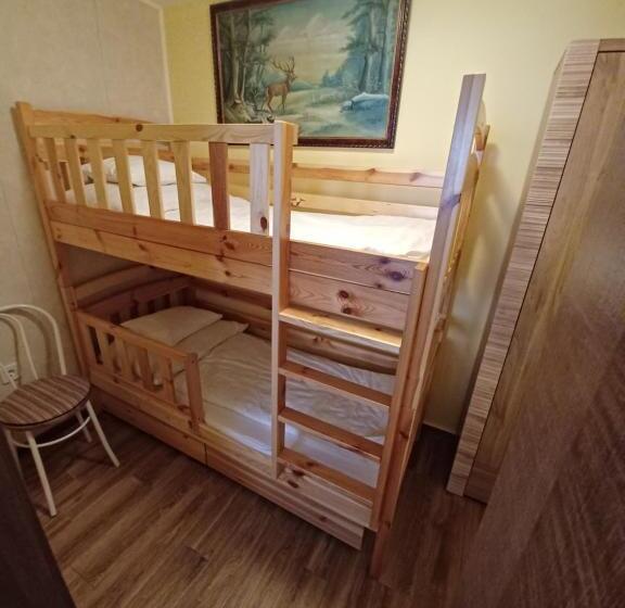 پانسیون Tulipán Apartmanház