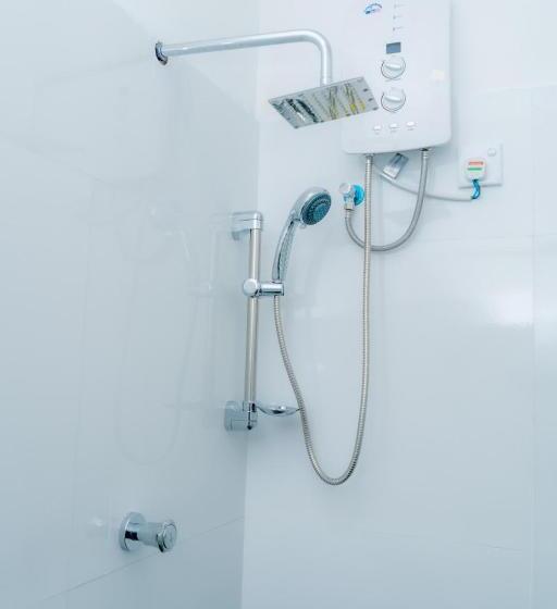 Hostel Rainforest Holiday Inn