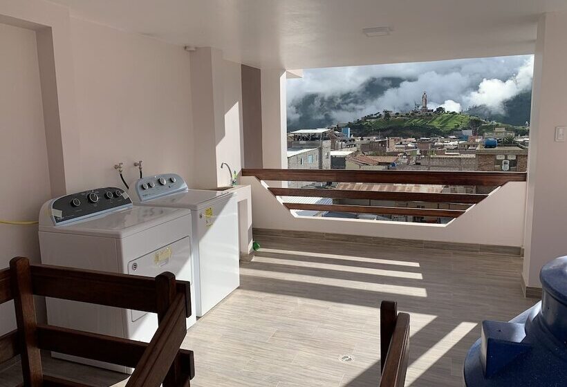 تختخواب و صبحانه Chaperon