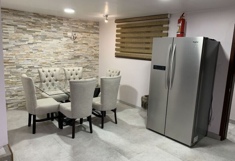 تختخواب و صبحانه Chaperon