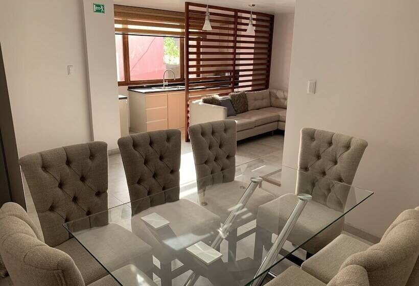 تختخواب و صبحانه Chaperon