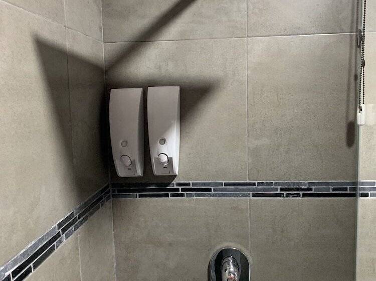 تختخواب و صبحانه Chaperon