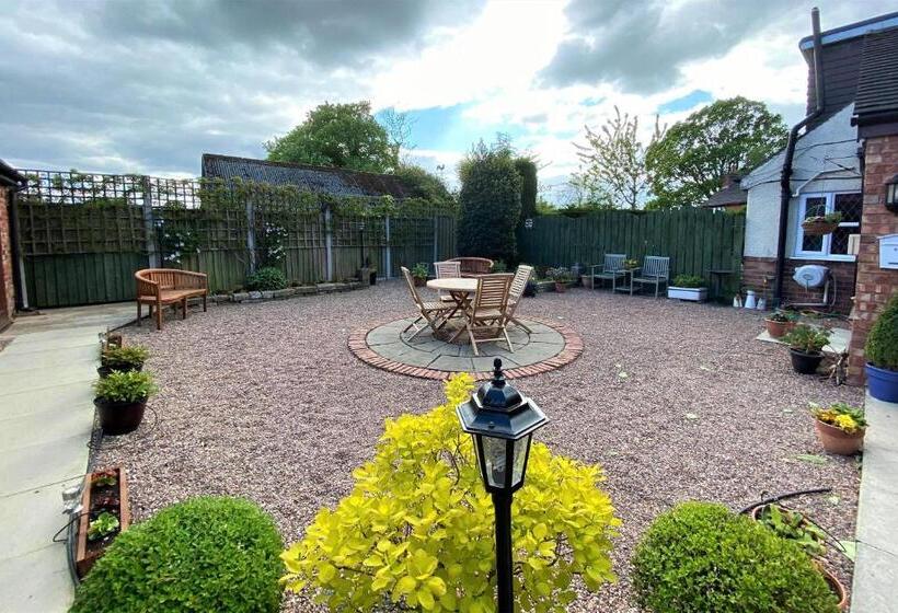 צימר High View Cottage