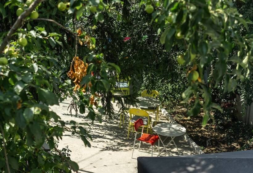 Good People Design Hostel