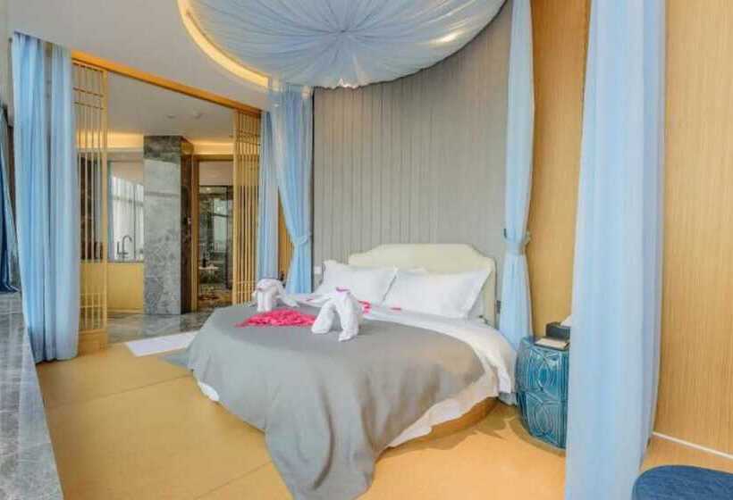 Guilin Gangshe Hotel East&west Alley