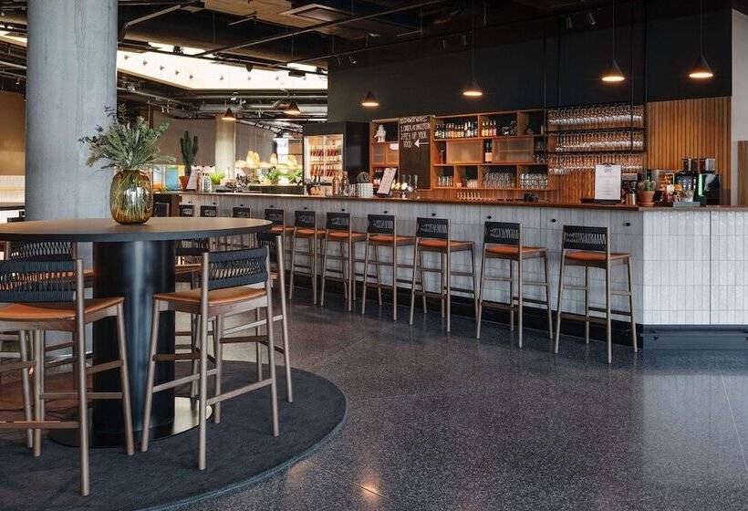 Comfort Hotel Arlanda Airport Terminal