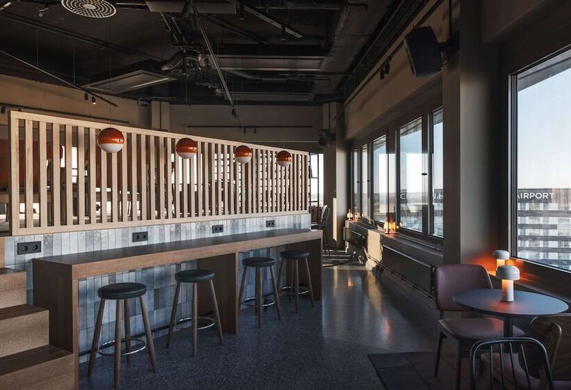 Comfort Hotel Arlanda Airport Terminal