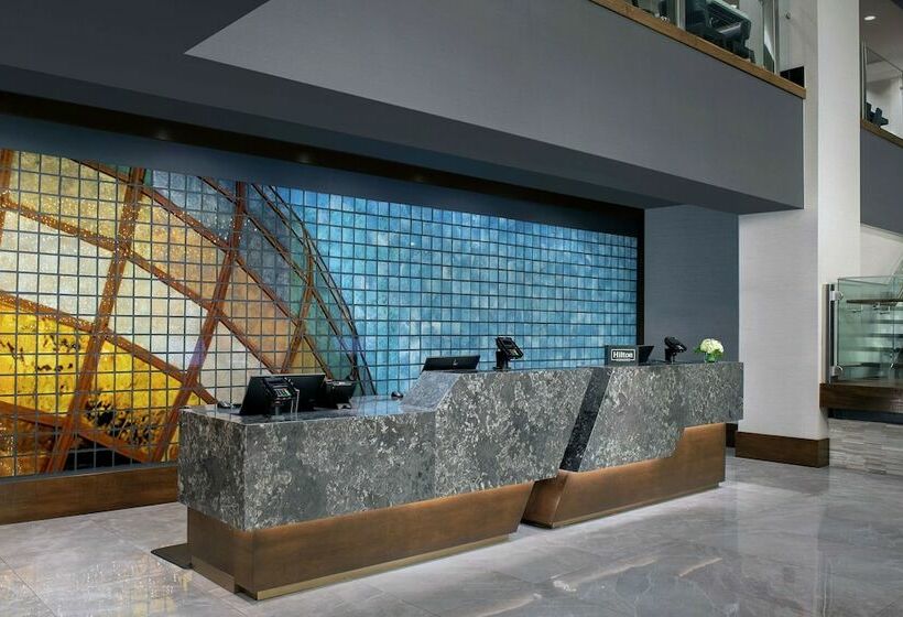 هتل Embassy Suites By Hilton Knoxville Downtown