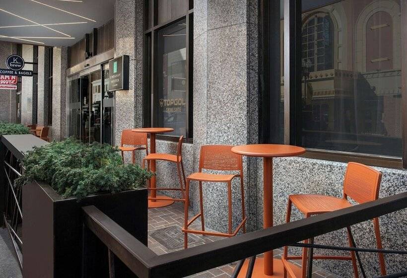 هتل Embassy Suites By Hilton Knoxville Downtown