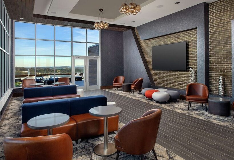 هتل Embassy Suites By Hilton Knoxville Downtown