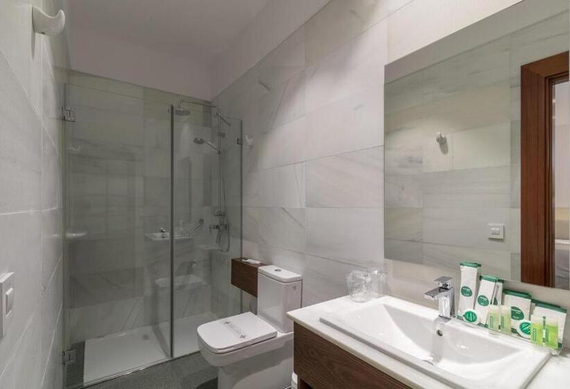 هتل Emblemático Holiday Time