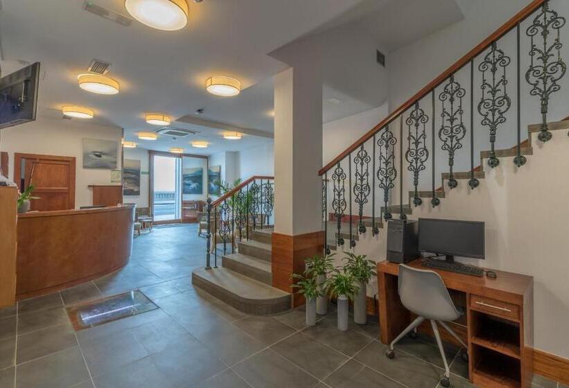 هتل Emblemático Holiday Time