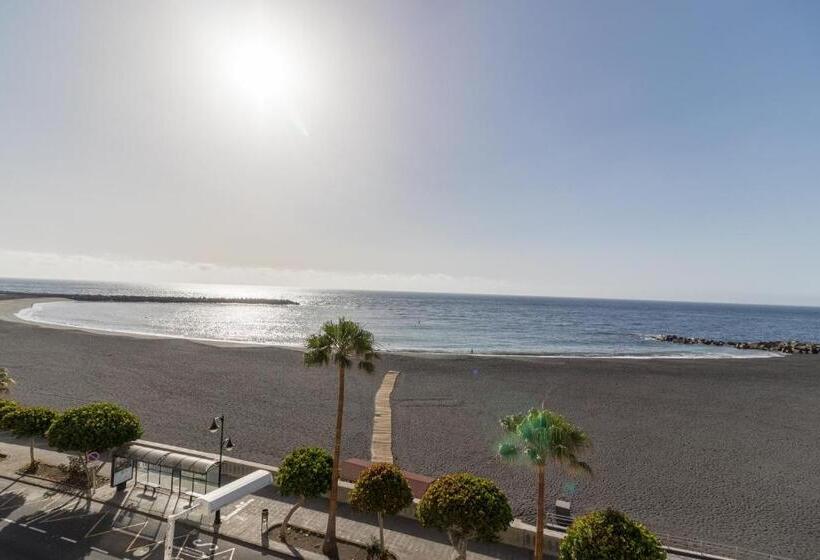 هتل Emblemático Holiday Time