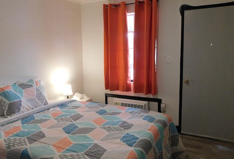 酒店 Spruce Pine Inn