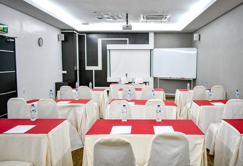 Отель Streetview