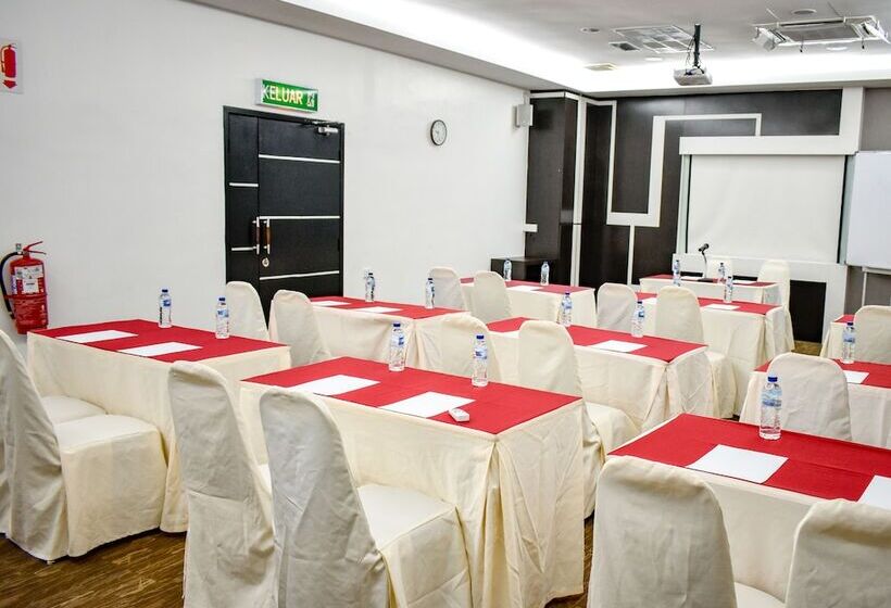 Отель Streetview