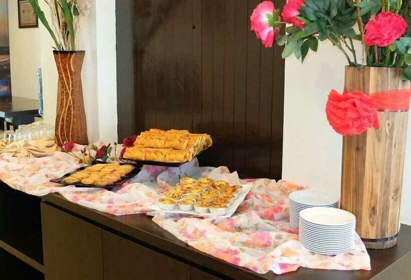 Отель Streetview