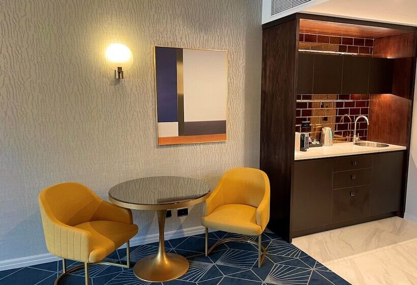 Swiss Belhotel Napier