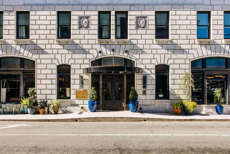 The Drayton Hotel Savannah, Curio Collection By Hilton