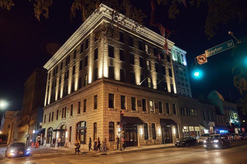 The Drayton Hotel Savannah, Curio Collection By Hilton