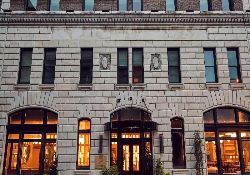 The Drayton Hotel Savannah, Curio Collection By Hilton