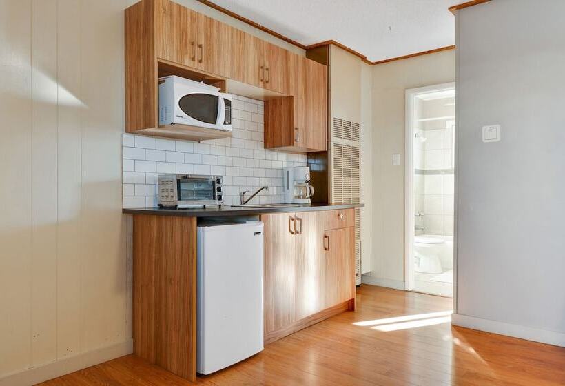 فندق على الطريق Bethel   Fort Macleod, Ab