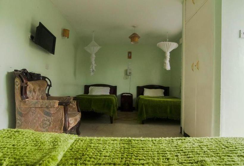 פנסיון Rusam Villa Guest House