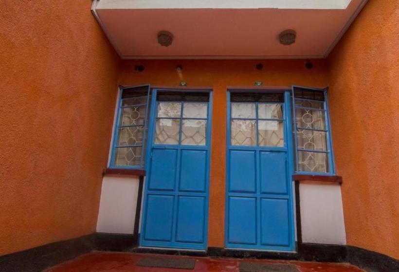 פנסיון Rusam Villa Guest House