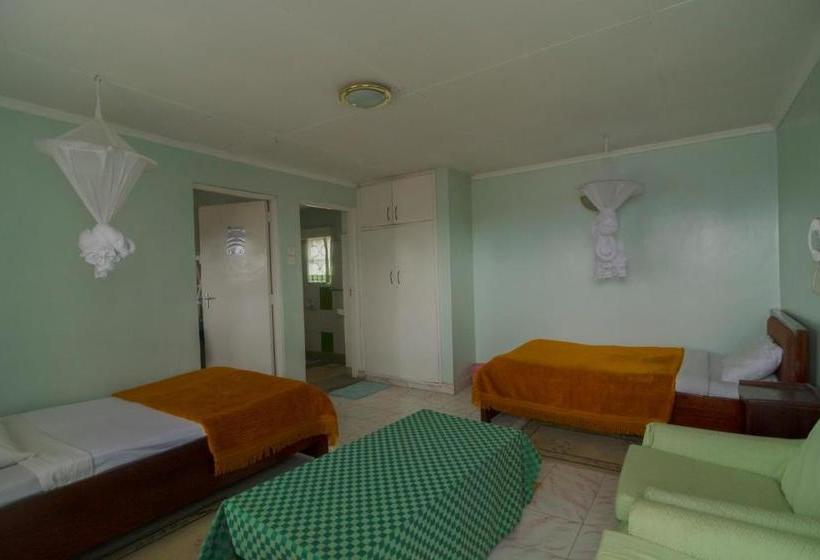 פנסיון Rusam Villa Guest House