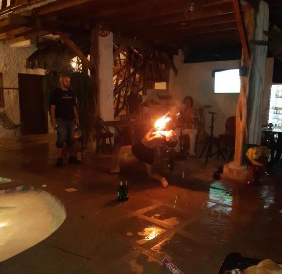 پانسیون Weekendhostal