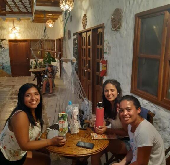 پانسیون Weekendhostal