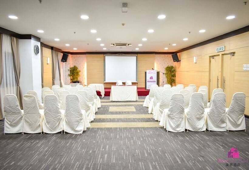 Riverview Hotel Muar