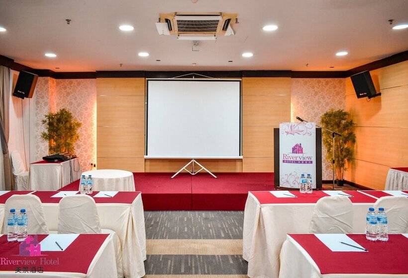 Riverview Hotel Muar