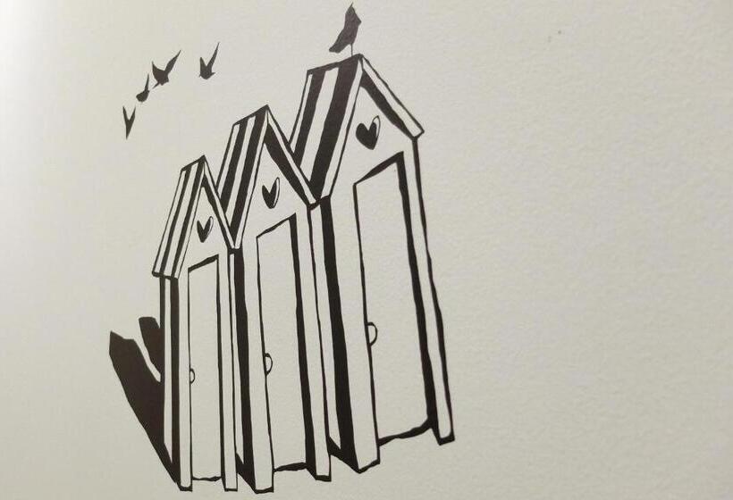 ユースホステル Family House