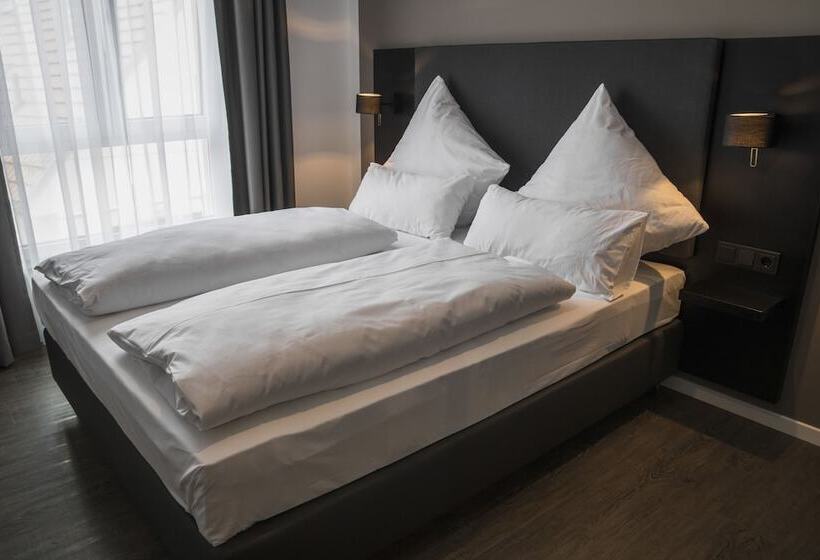 Hayta Hotel Stuttgart Airport Messe