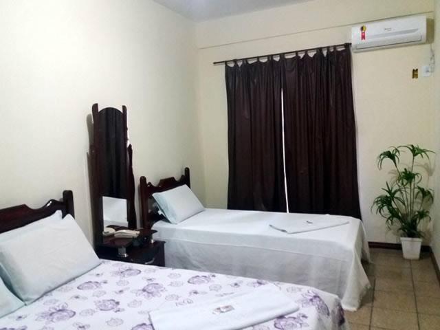 Отель Plaza Ferreira