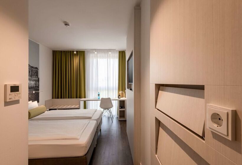 호텔 Super 8 By Wyndham Dresden