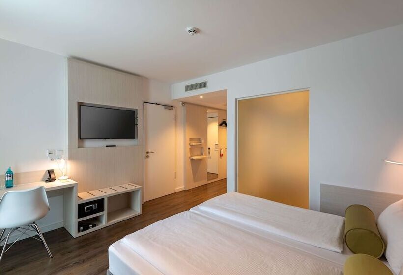 호텔 Super 8 By Wyndham Dresden