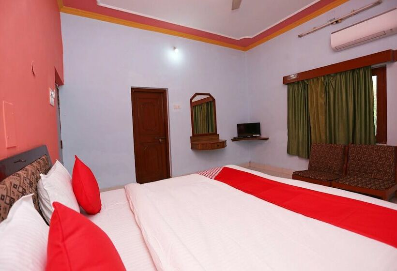 Oyo 29925 Hotel Green House