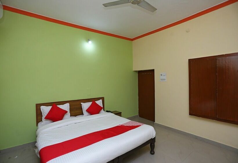 Oyo 29925 Hotel Green House