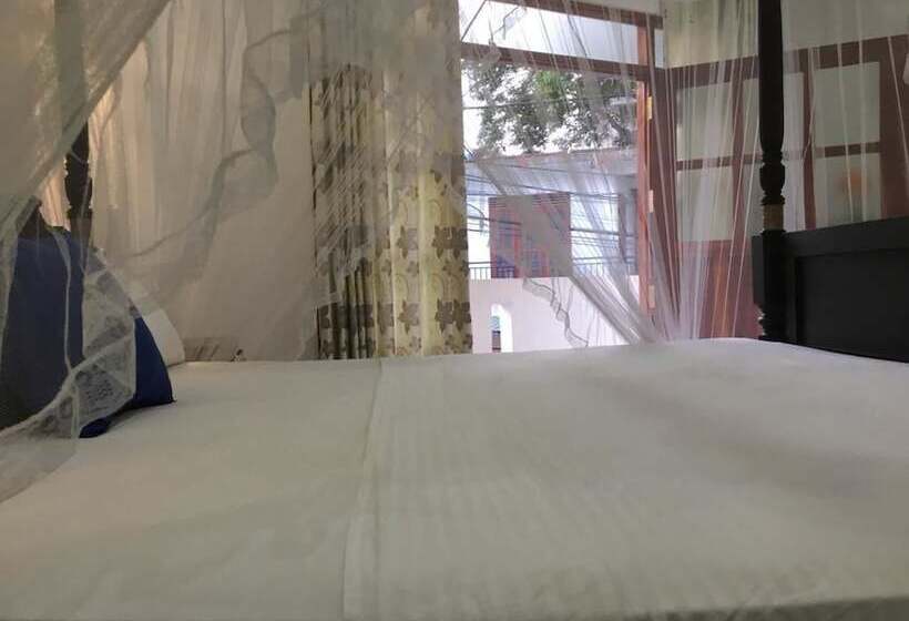 ペンション Galle Fantacy