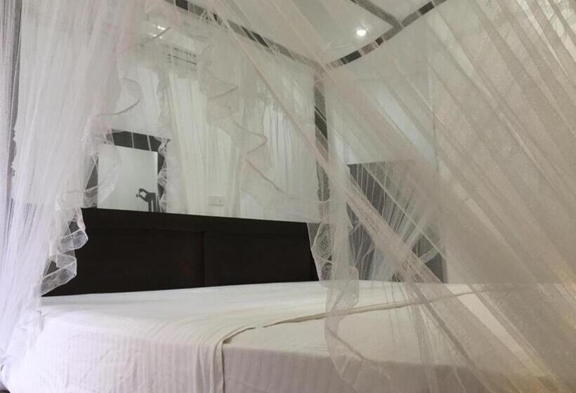 ペンション Galle Fantacy