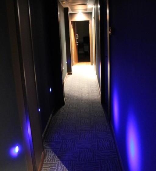 ペンション Hostal Royal Almorox