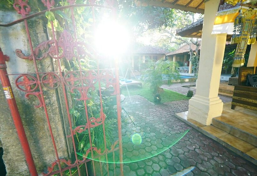 Pensjonat Mangga Bungalow