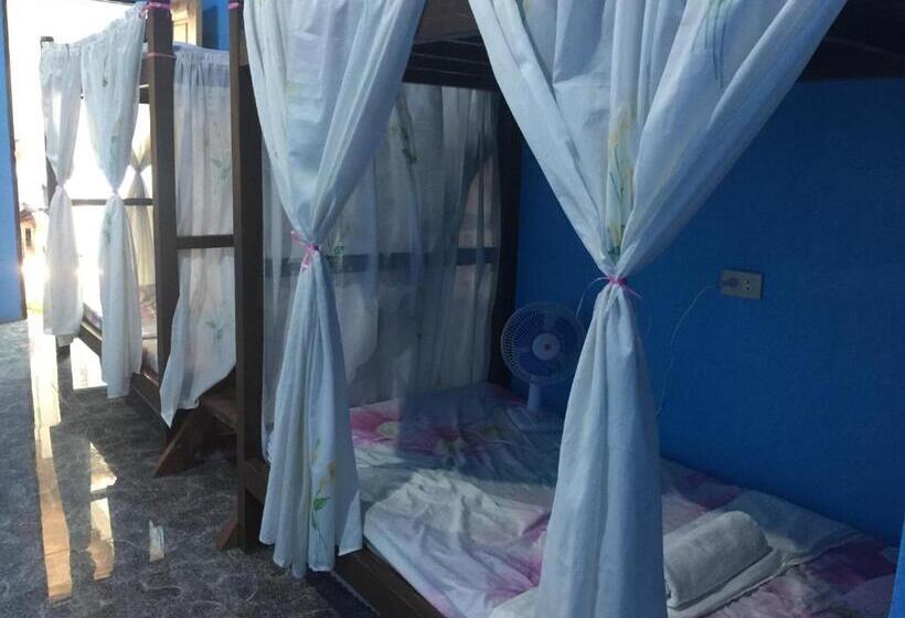 هاستل Carillo Guest House