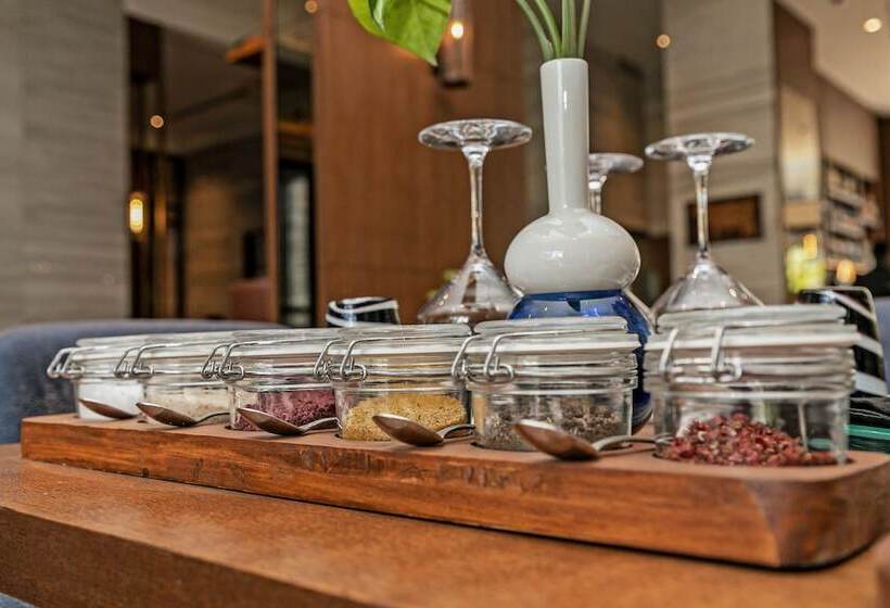 Отель Gran Melia Arusha