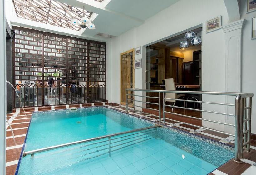 酒店 Naufal Guest House Syariah