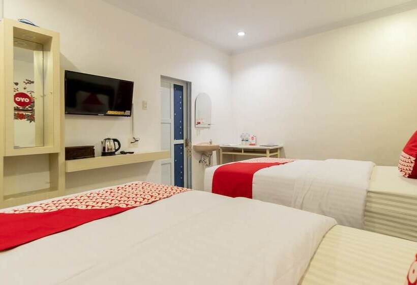 酒店 Naufal Guest House Syariah