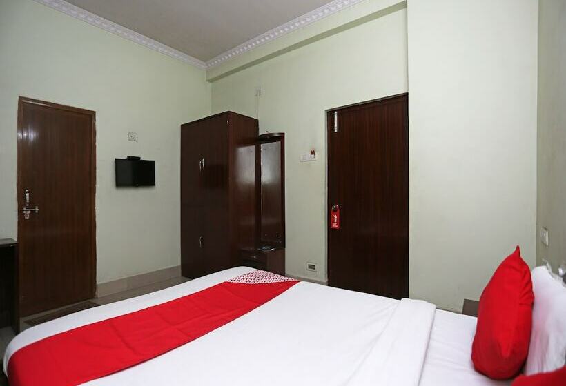 هتل Oyo 27644 Cozycom