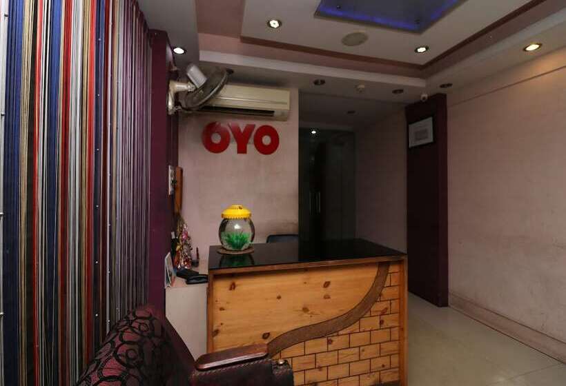 هتل Oyo 27644 Cozycom